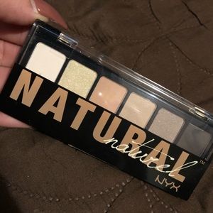 NYX Eyeshadow Palette